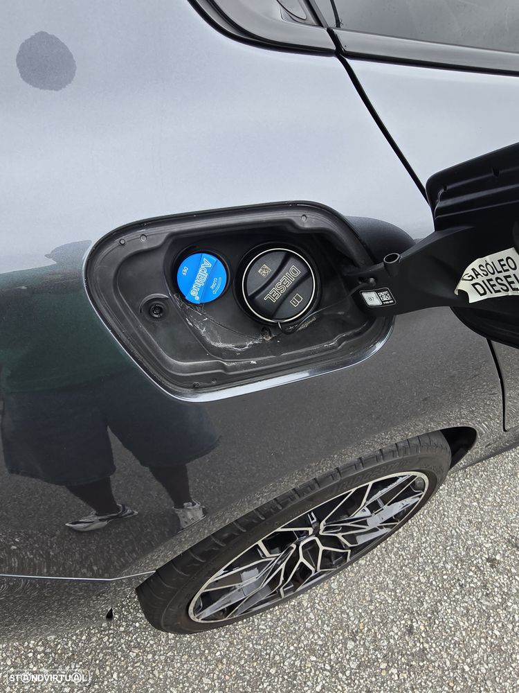 BMW 116 d Pack Desportivo M Auto - 7