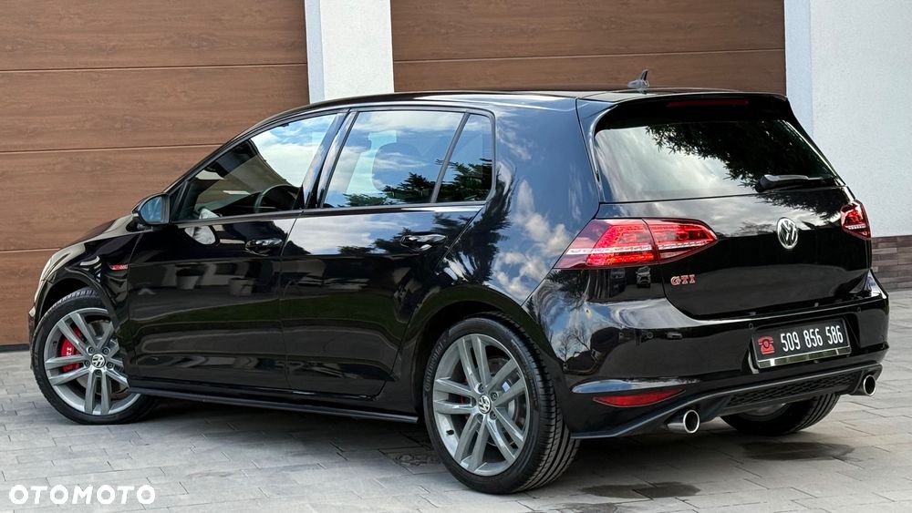 Volkswagen Golf 2.0 TSI BMT GTI Performance DSG - 35