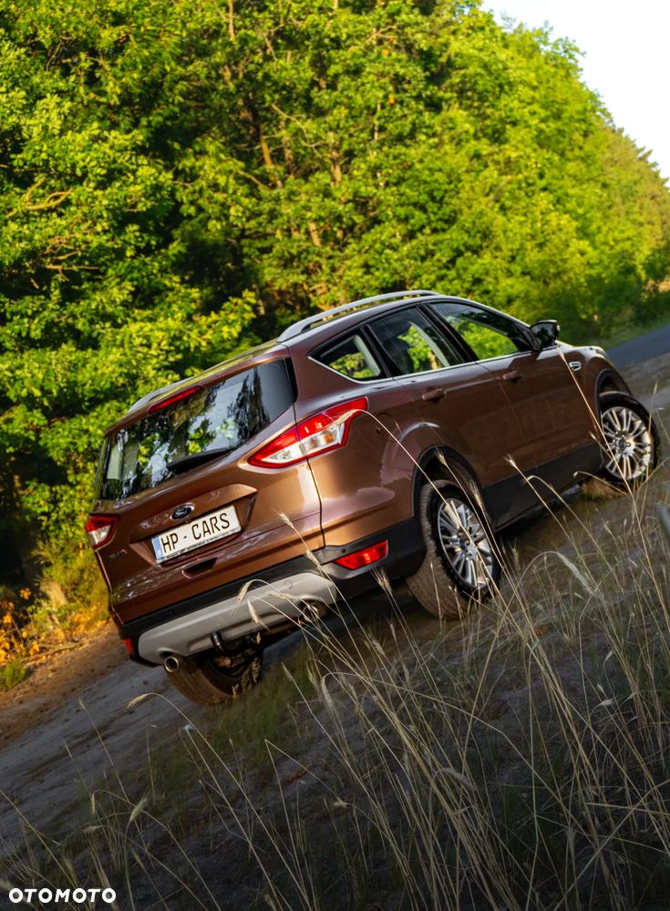 Ford Kuga 2.0 TDCi 2x4 Titanium - 5