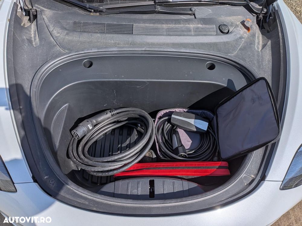 Tesla Model 3 Long Range AWD Premium - 6