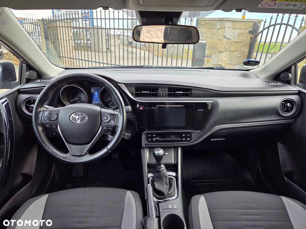 Toyota Auris 1.6 D-4D Edition-S - 6