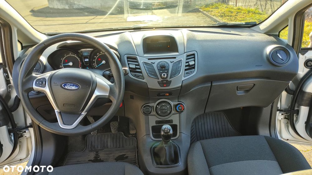 Ford Fiesta 1.25 Ambiente - 17