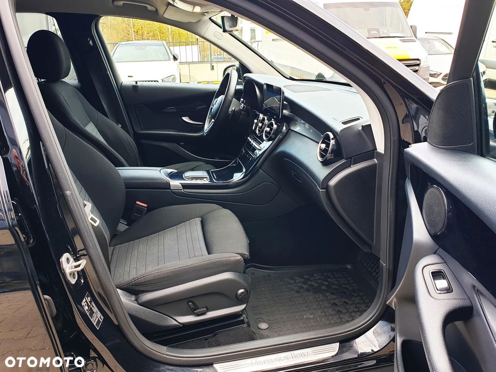 Mercedes-Benz GLC 200 d 4-Matic Business Edition - 18