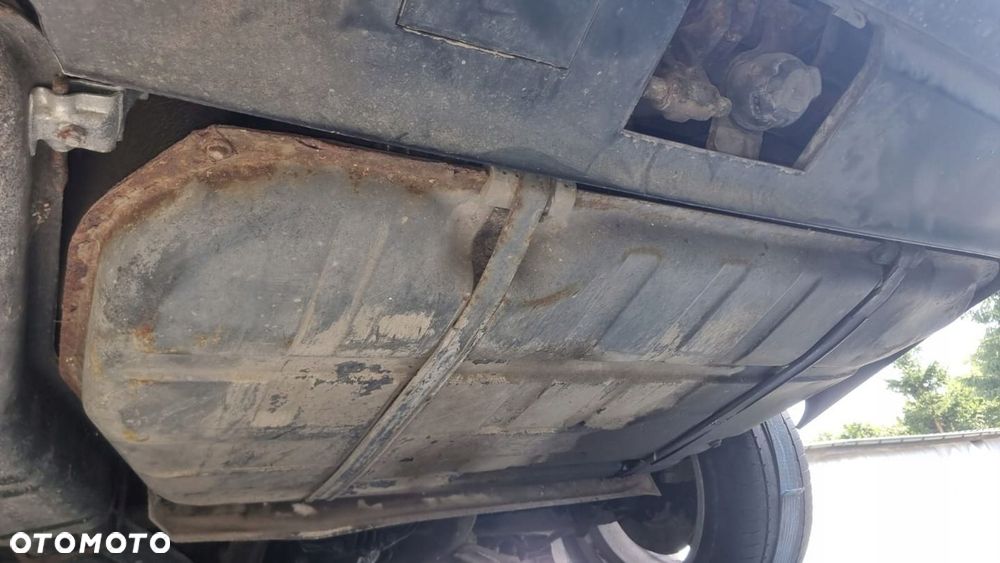 ZBIORNIK PALIWA BAK METALOWY BMW E32 3.5B - 2