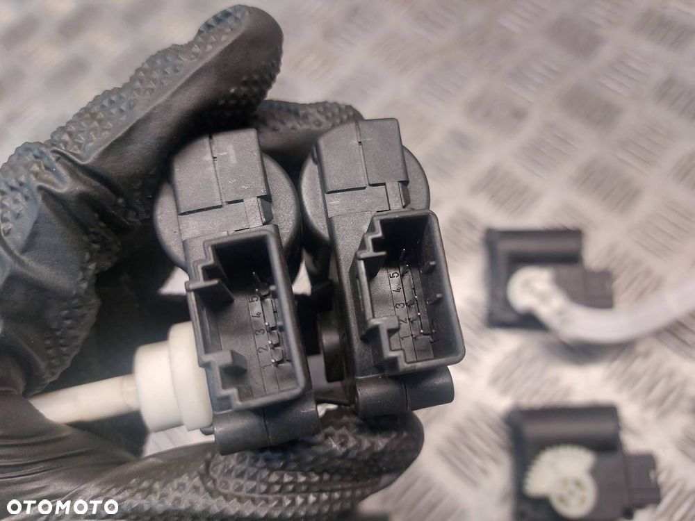 SILNICZKI NAGRZEWNICY KOMPLET AUDI A6 C6 4F0820511A 4F0820511B - 10