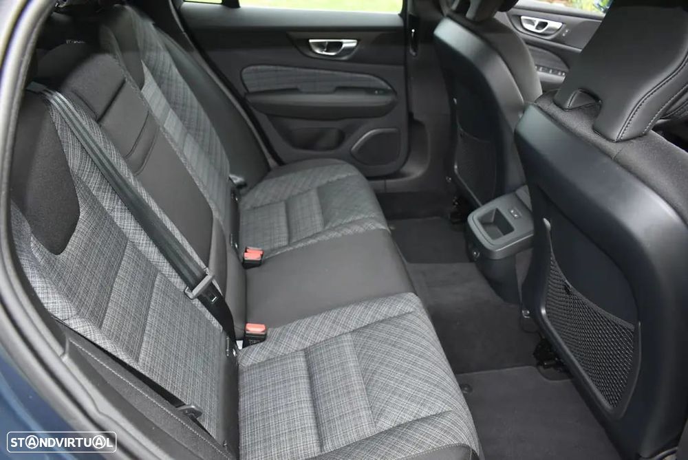 Volvo V60 2.0 B4 Core - 9