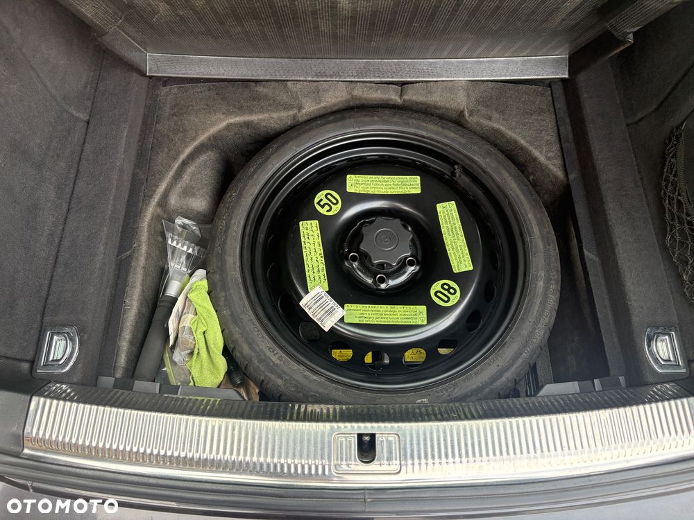 Audi A4 Avant 2.0 TDI DPF - 25