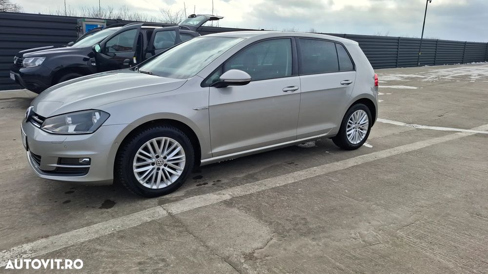 Volkswagen Golf 2.0 BlueTDI Cup - 9