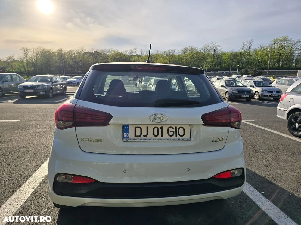 Hyundai i20 1.25 84CP M/T Comfort - 12