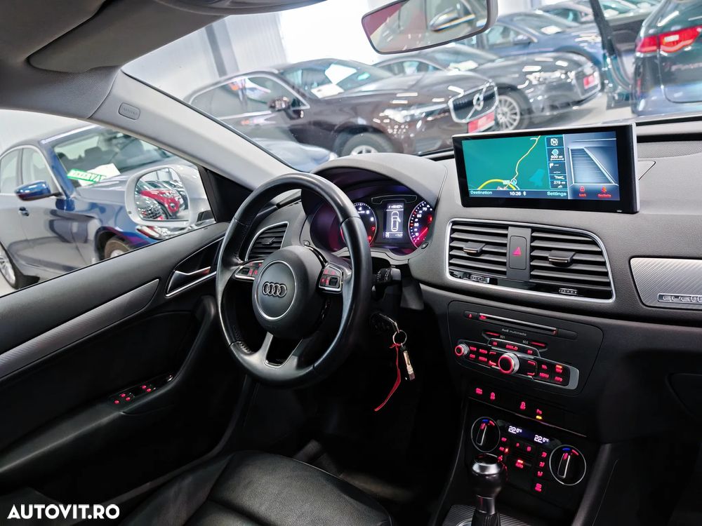 Audi Q3 2.0 TFSI Quattro Stronic Design - 10