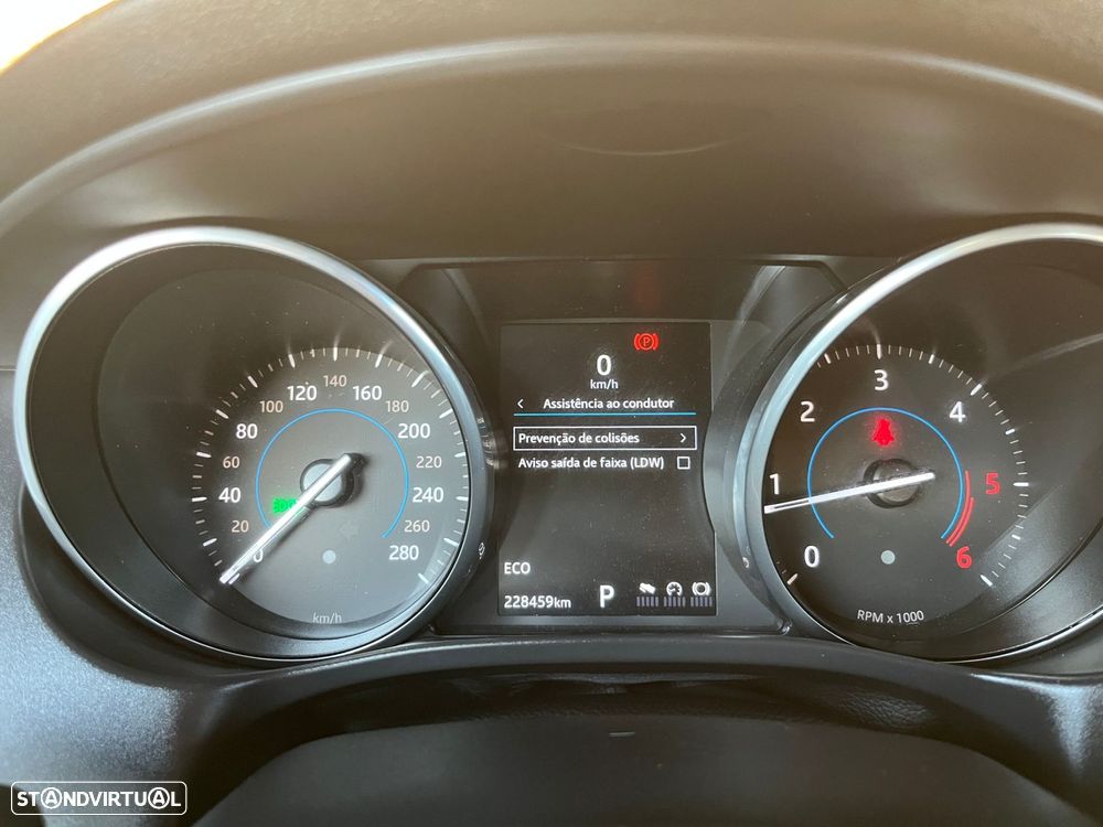 Jaguar XE 2.0 D R-Sport Aut. - 31