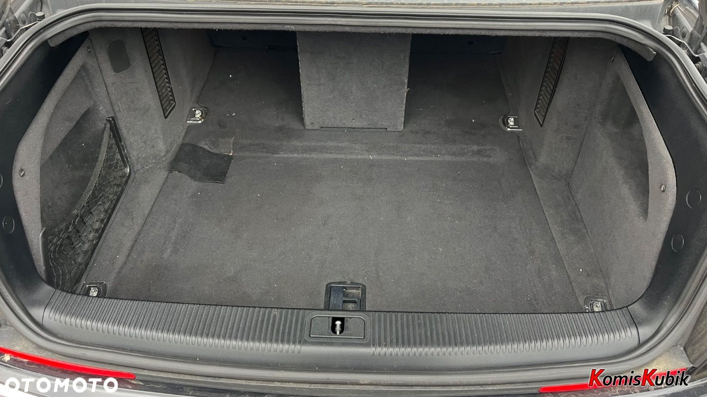 Audi A8 - 16