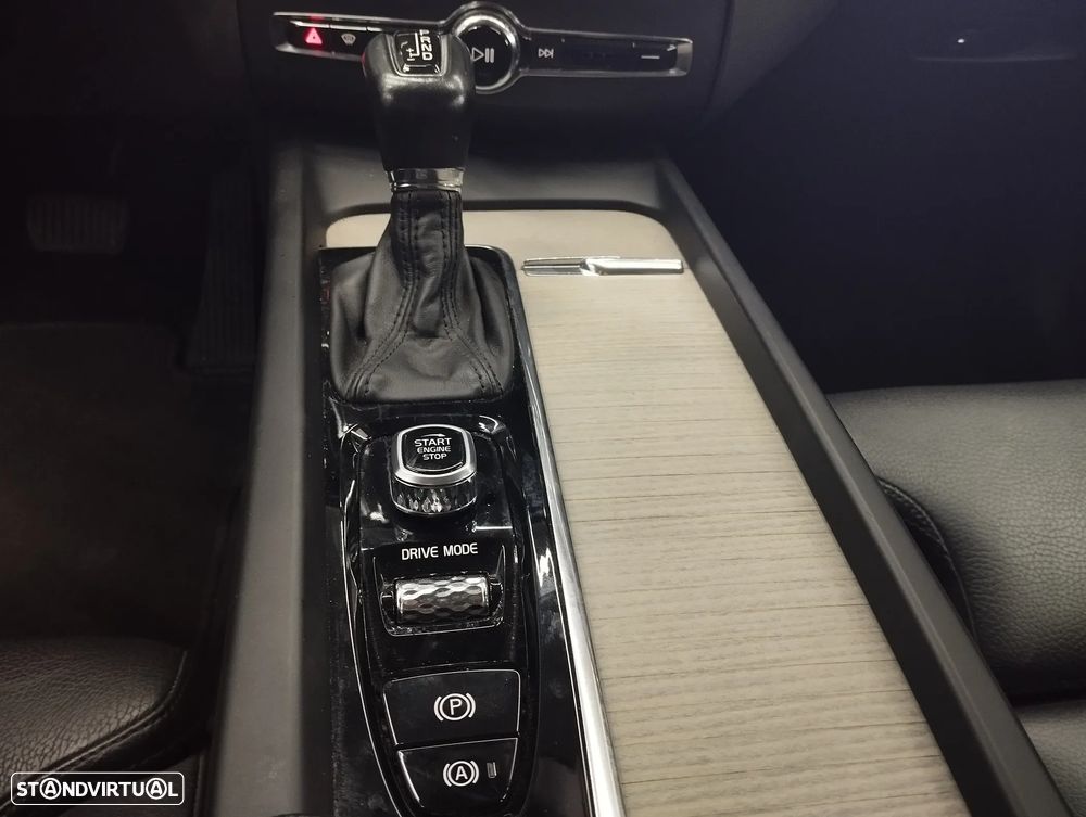 Volvo XC 60 2.0 D4 Inscription Geartronic - 35