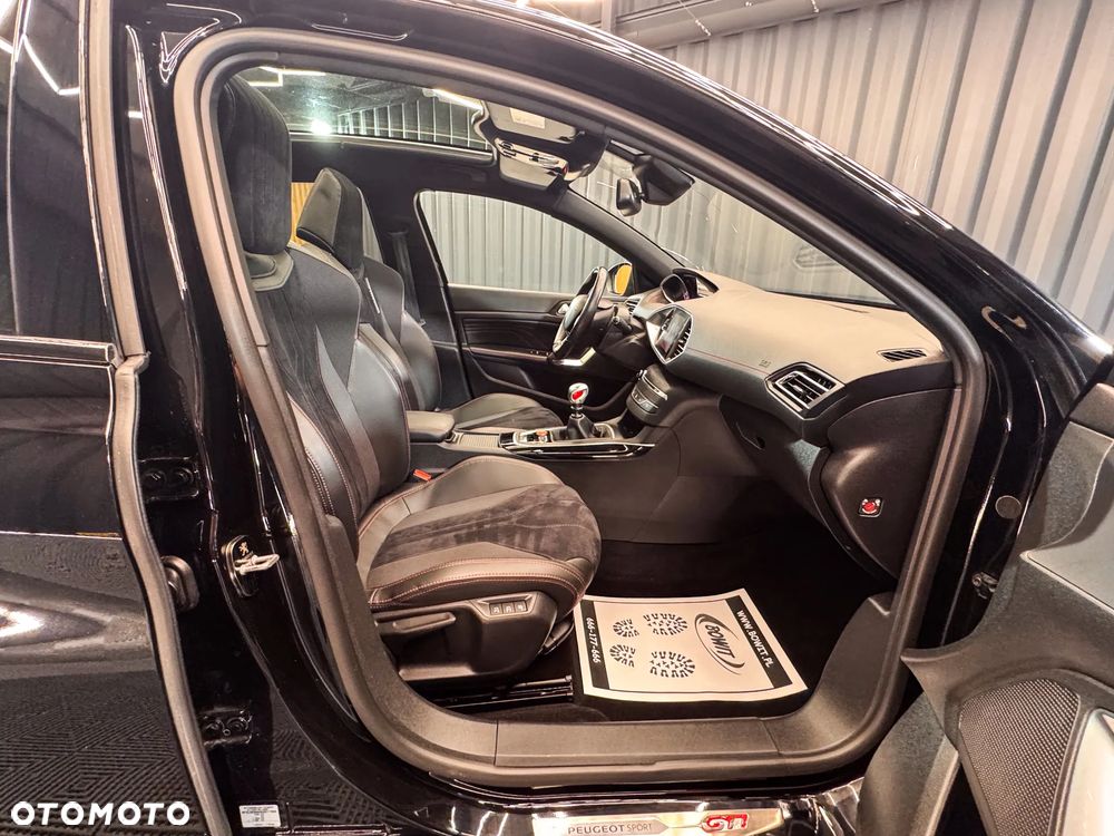 Peugeot 308 1.6 e-THP S&S GTi by Sport - 23