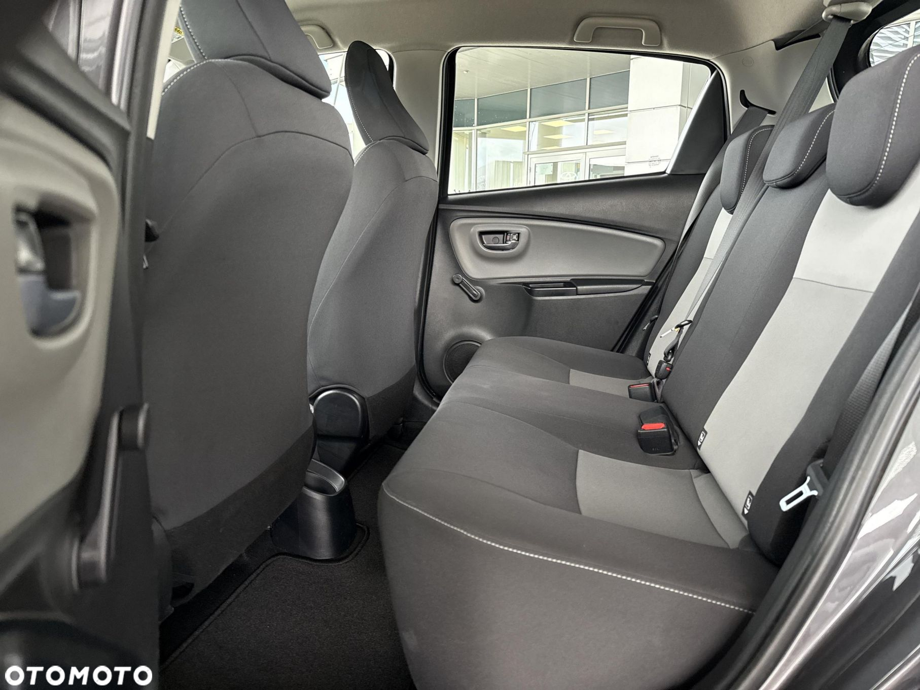 Toyota Yaris - 14
