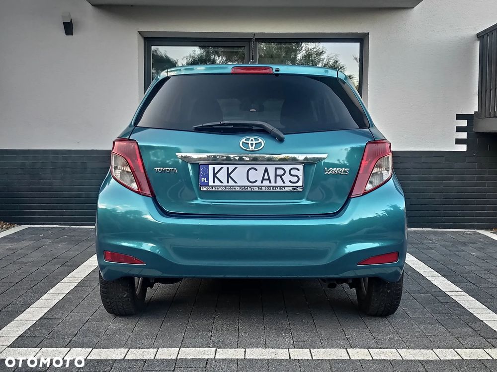 Toyota Yaris - 6