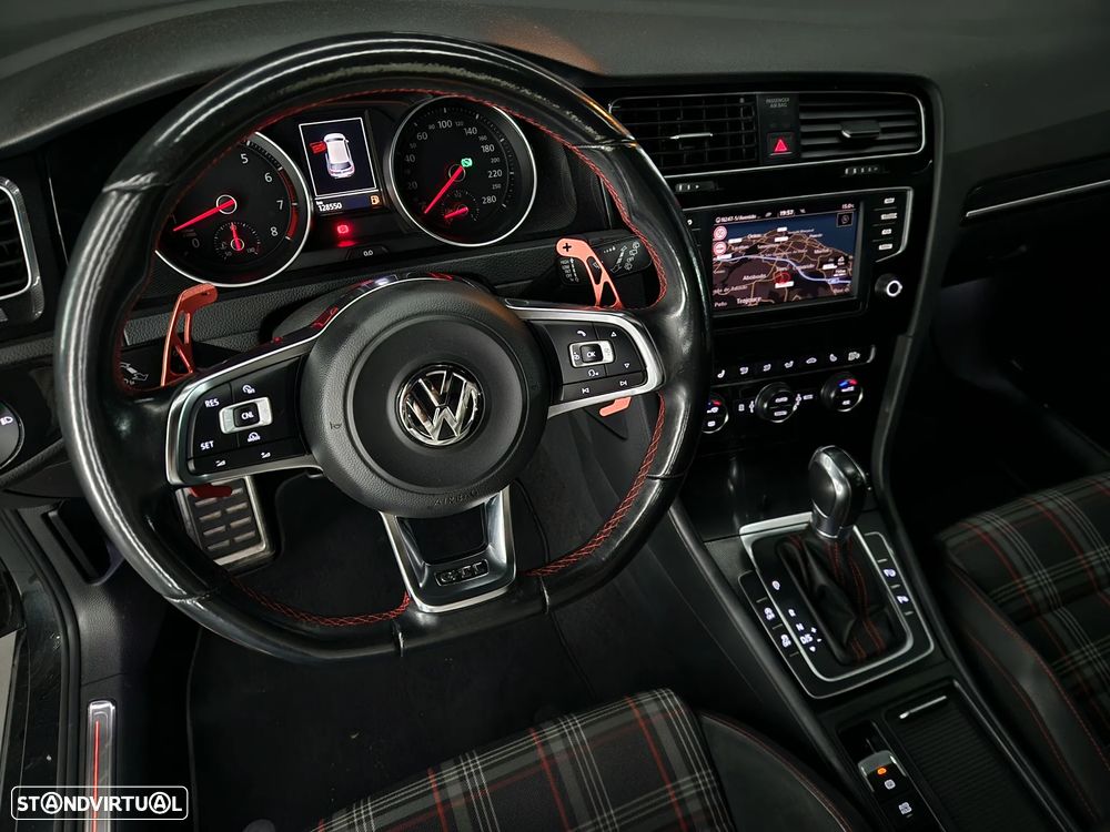 VW Golf 2.0 TSi GTi DSG - 13