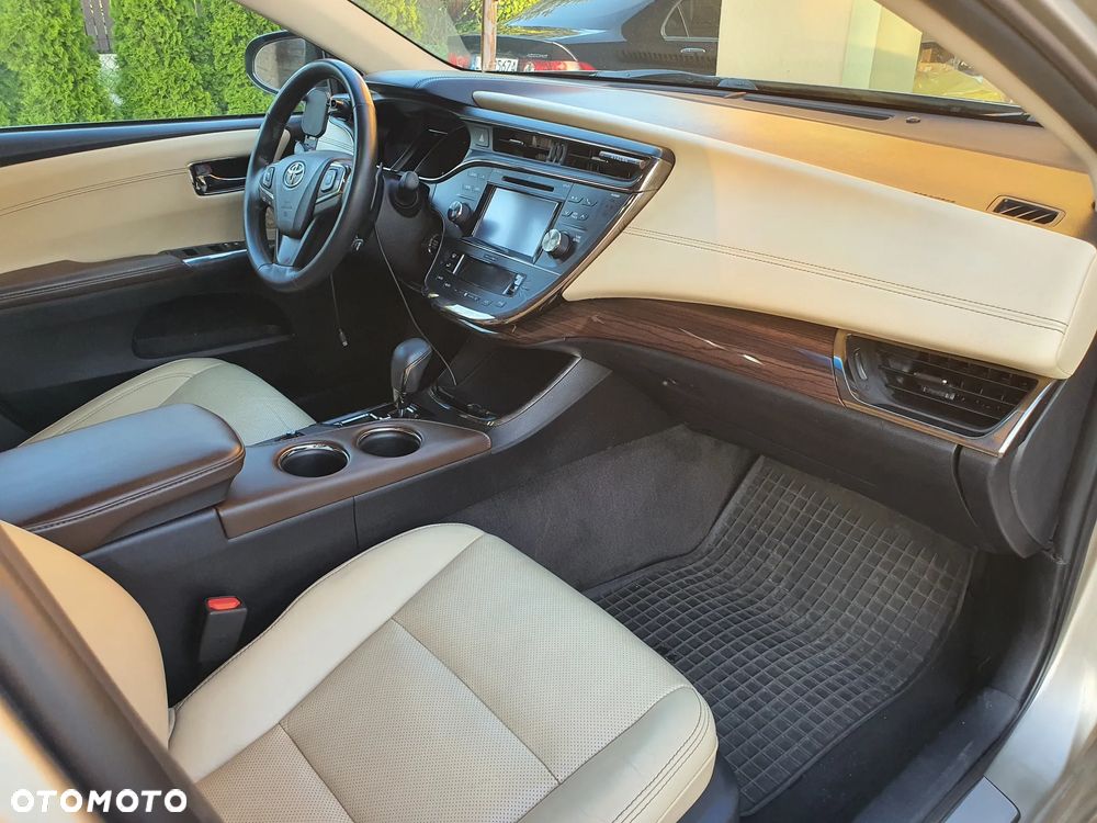 Toyota Avalon 3.5 Limited - 9