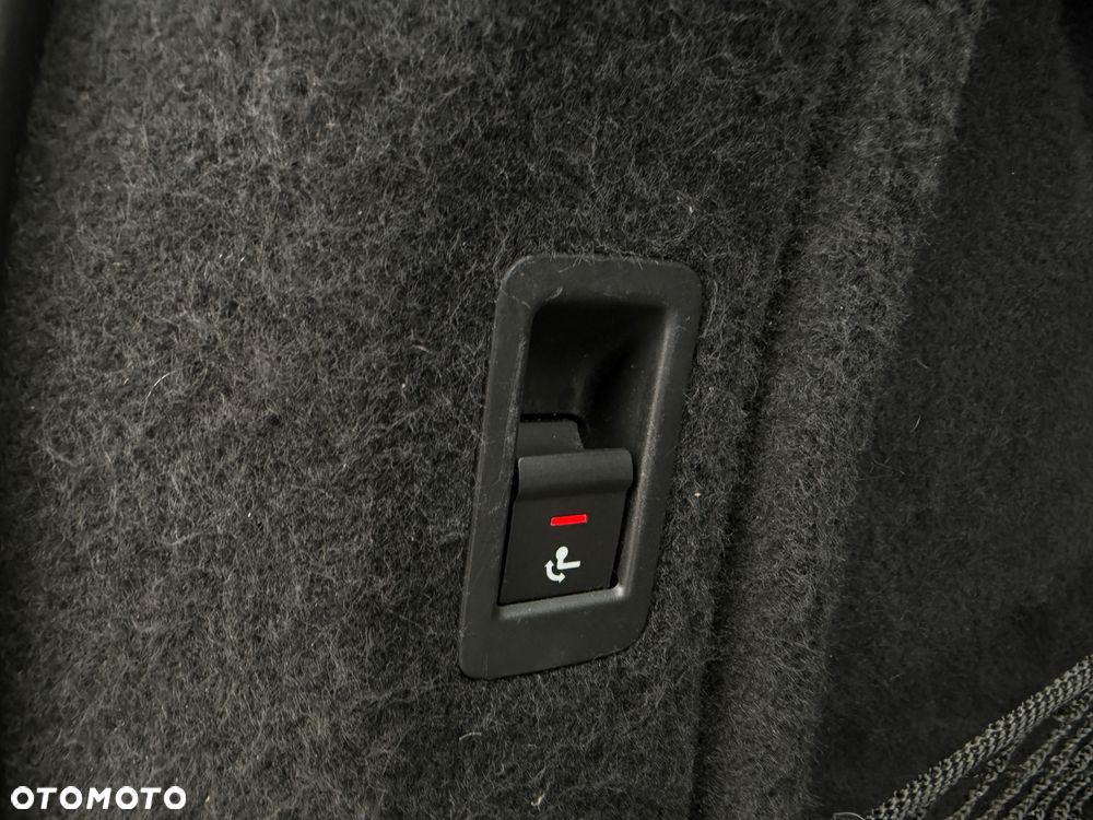 Audi A4 Avant 3.0 TDI quattro tiptronic - 33
