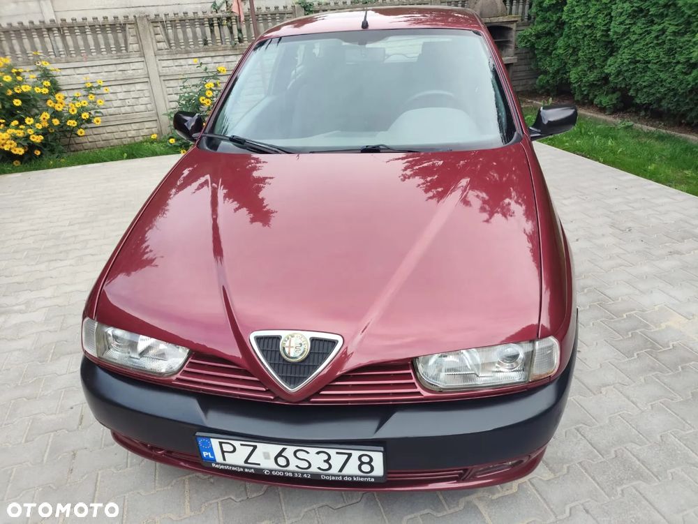 Alfa Romeo 145 1.6 L - 19