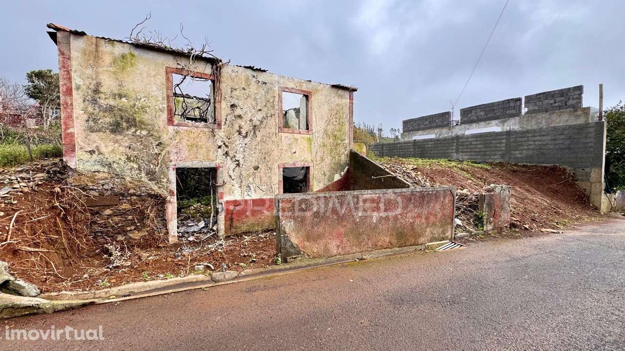 Moradia T3 em Ruína - Ponta do Pargo . Calheta - Ilha da Madeira - Grande imagem: 4/22