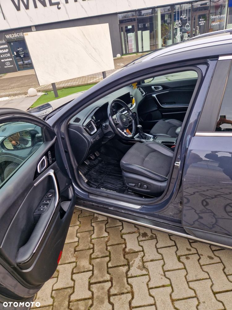 Kia XCeed 1.5 T-GDI XL - 19