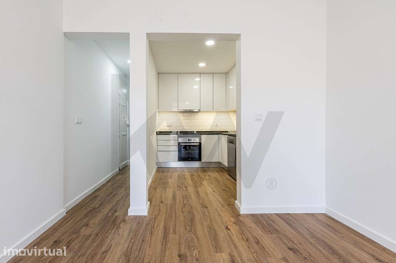 Apartamento T1 na Junqueira - Grande imagem: 4/22