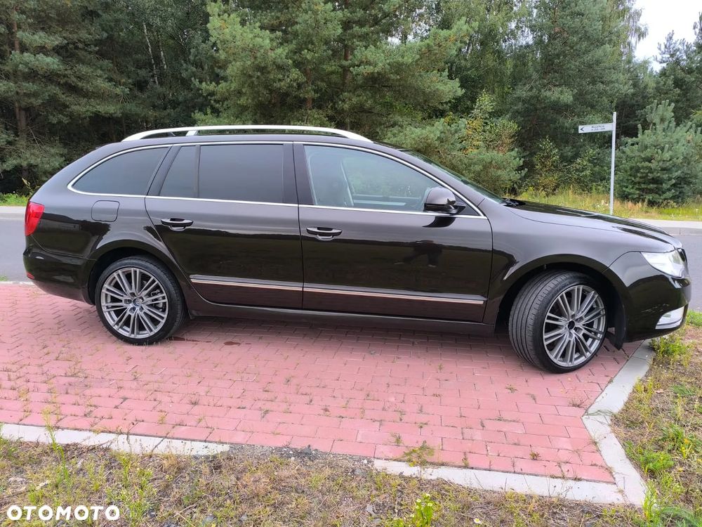 Skoda Superb 2.0 TDI Ambition DSG - 12
