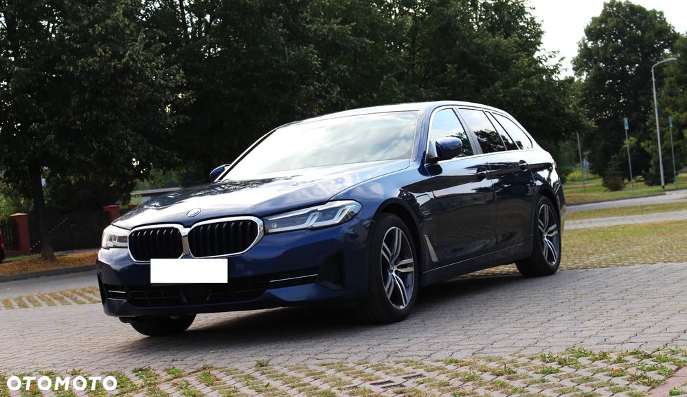 BMW Seria 5 530e Luxury Line sport - 9