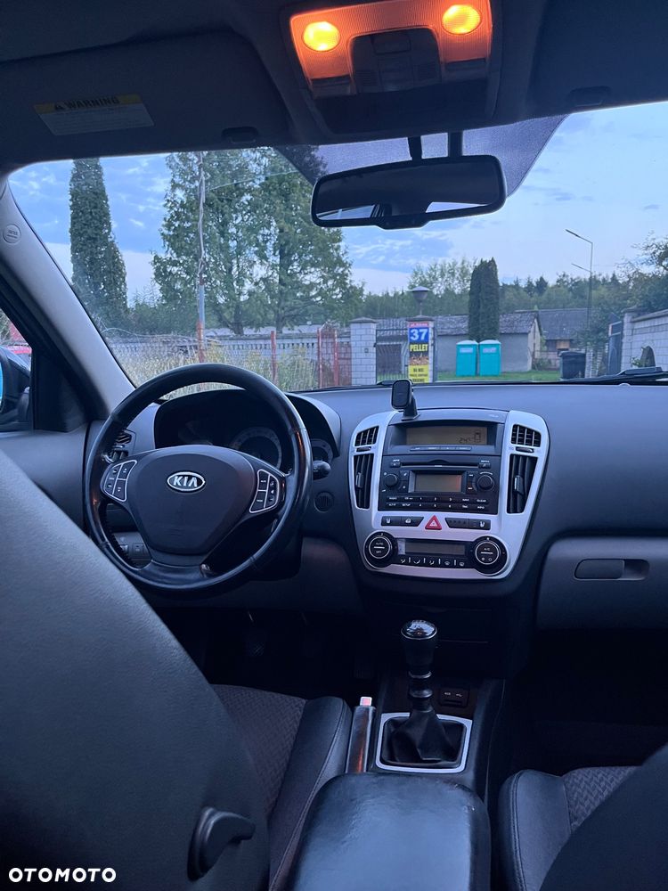 Kia Ceed 1.6 Crdi Comfort + - 7