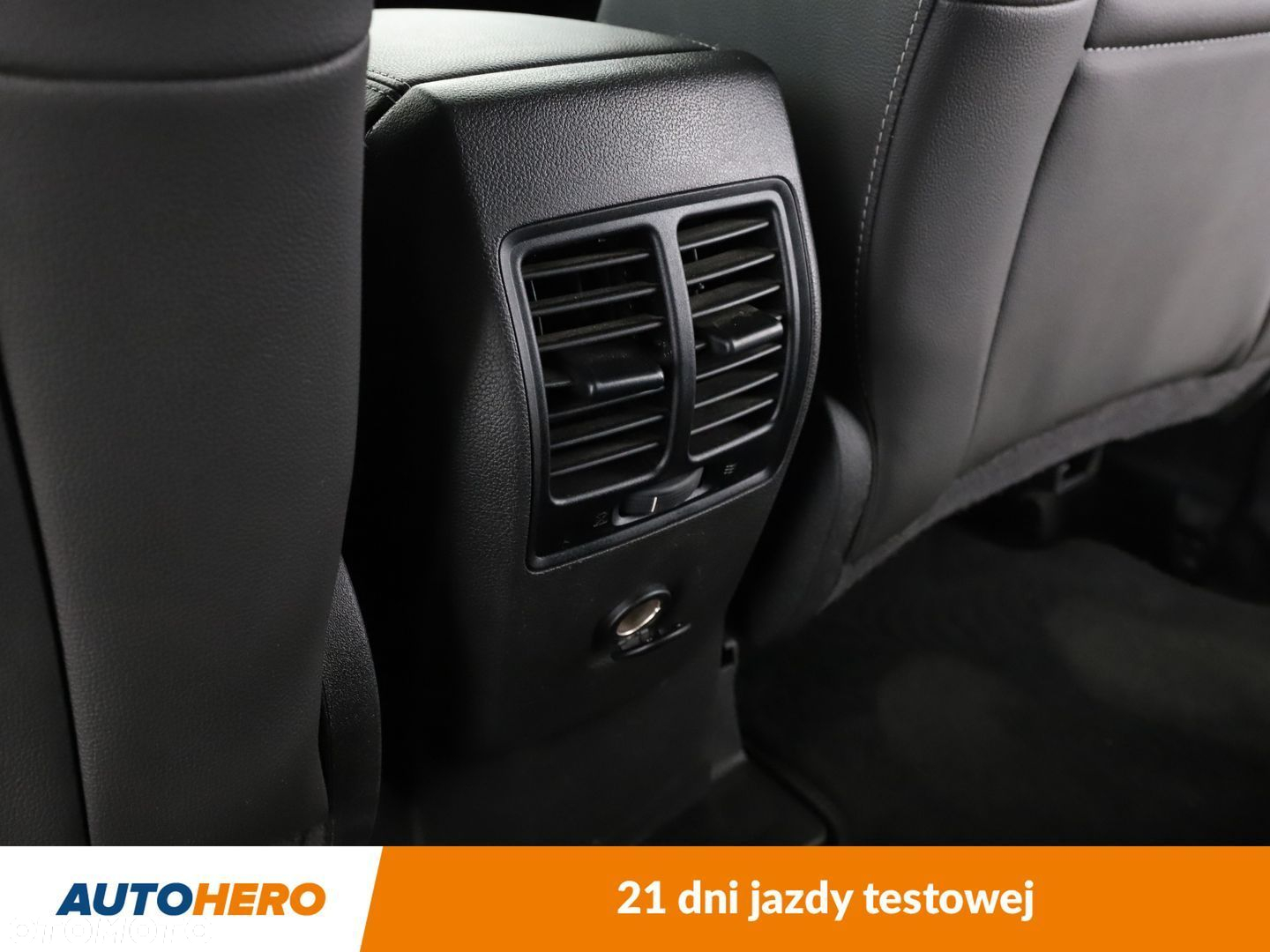 Ford Kuga 2.0 TDCi FWD ST-Line - 29