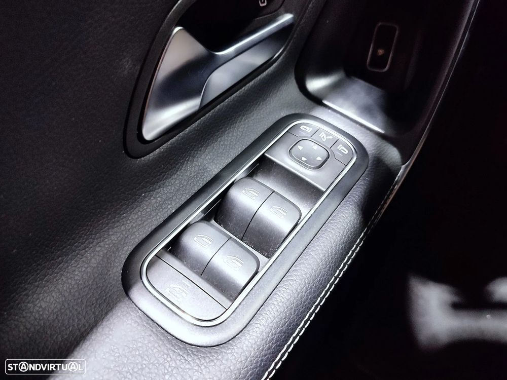 Mercedes-Benz A 180 Limousine d Progressive Aut. - 24