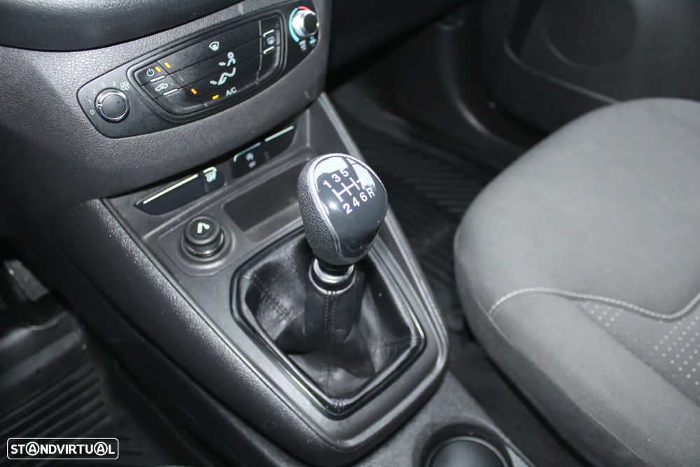 Ford TRANSIT COURIER - 21