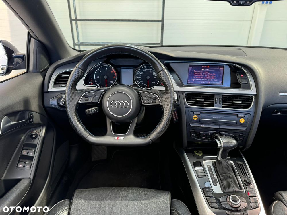 Audi A5 Cabrio - 12