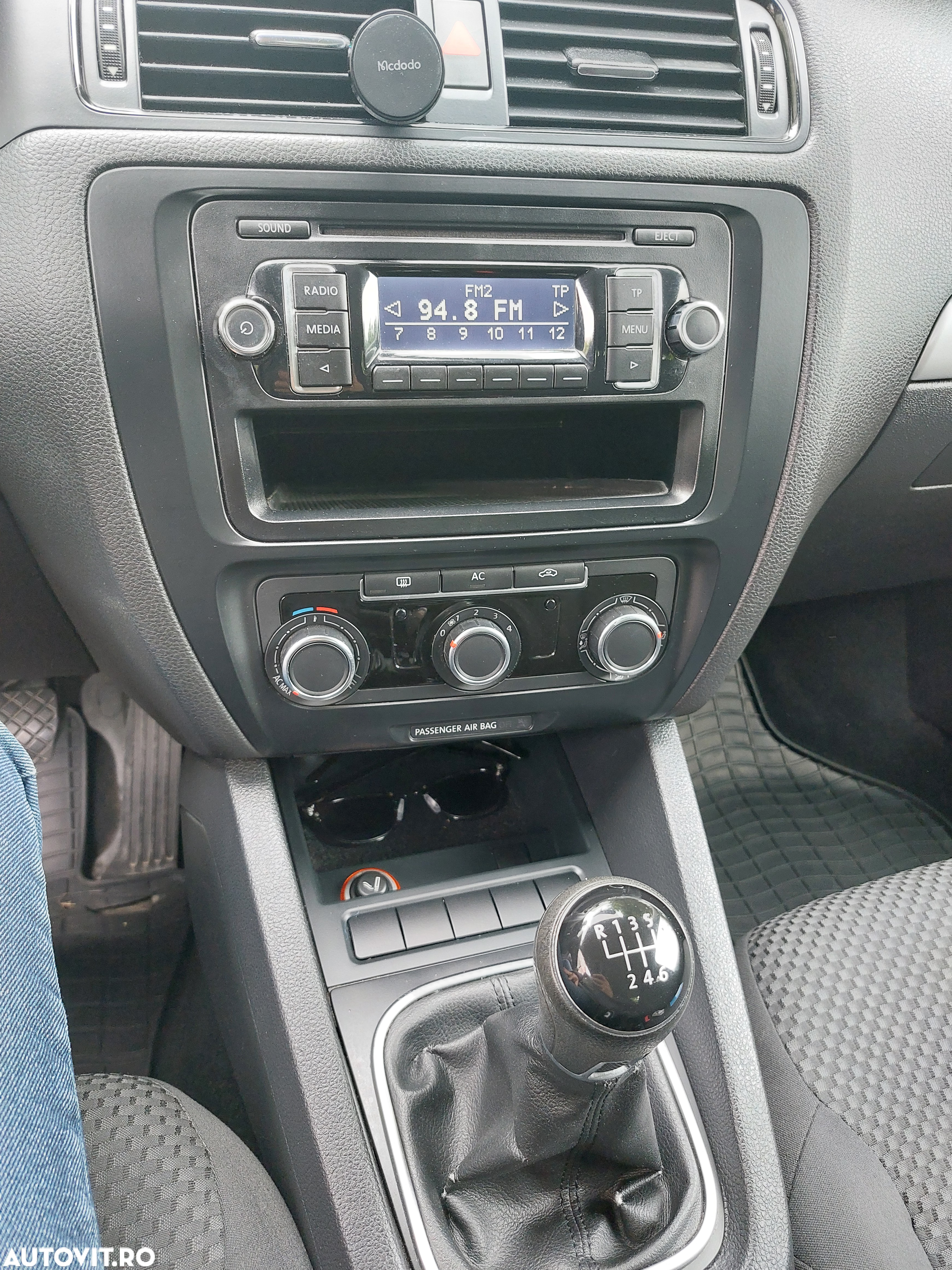 Volkswagen Jetta 1.2 TSI Comfortline - 2