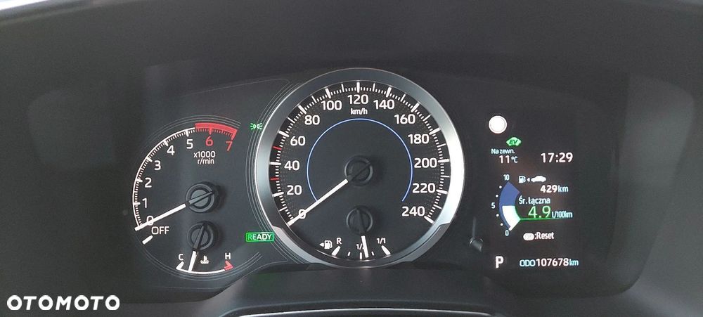 Toyota Corolla 1.8 Hybrid Selection - 29