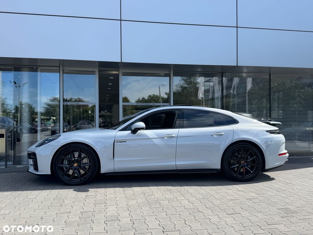 Porsche Panamera 4 E-Hybrid PHEV - 6