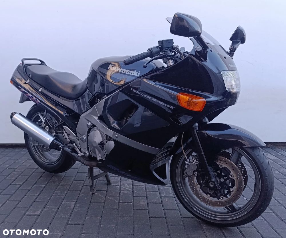 Kawasaki ZZR - 8