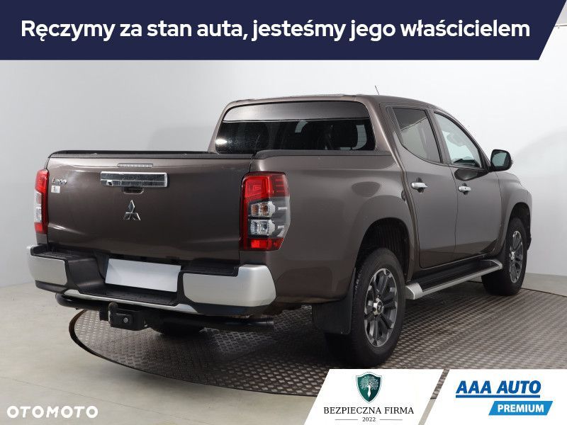 Mitsubishi L200 - 6