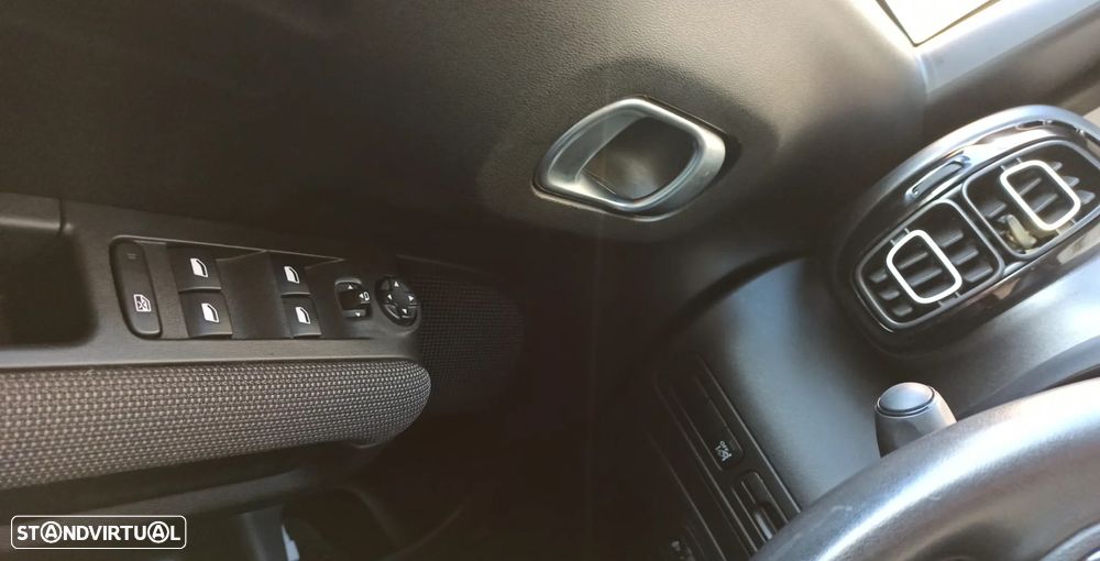 Citroën C3 Aircross 1.6 BlueHDi Shine S&S - 10