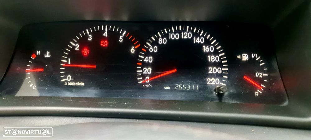 Toyota Corolla 2.0 D-4D Luna - 2