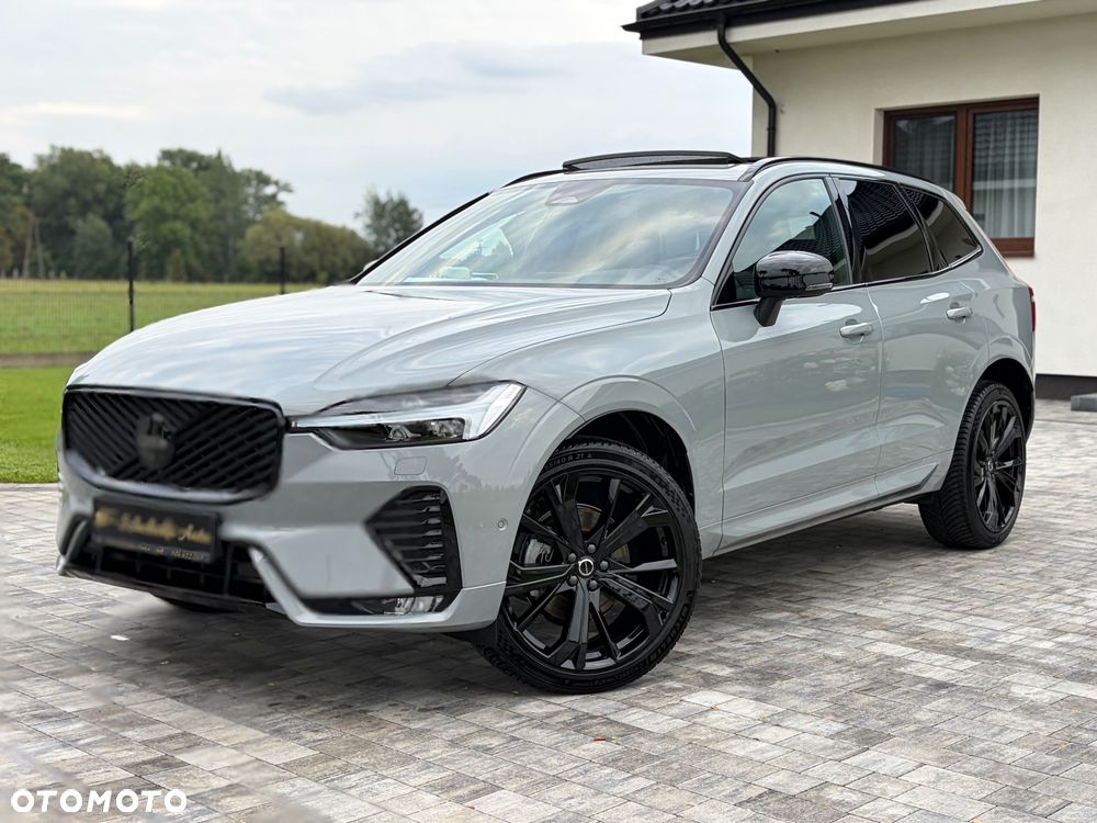Volvo XC 60 B5 B AWD Ultra Black Edition - 4