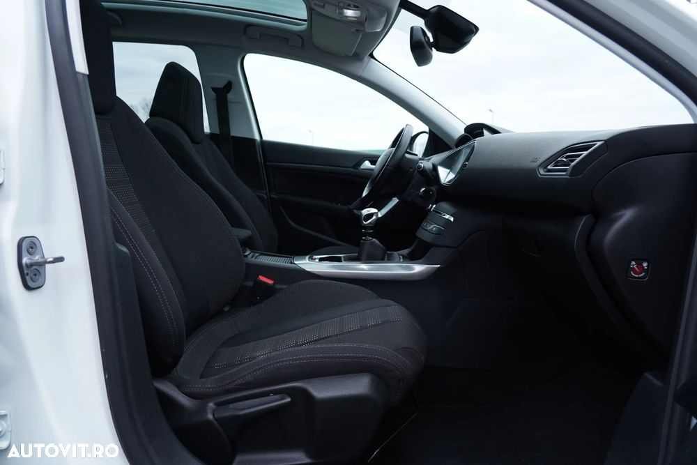 Peugeot 308 PureTech 130 Stop & Start GT-Line Edition - 14