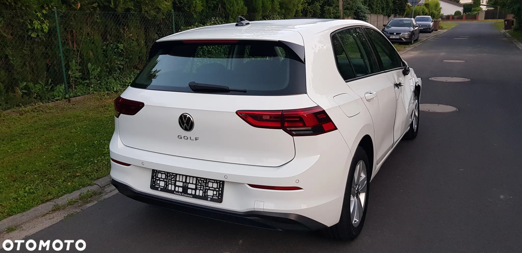 Volkswagen Golf - 16