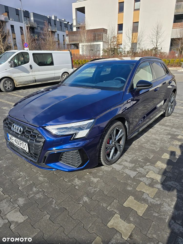 Audi A3 Sportback - 1