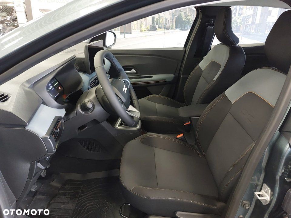 Dacia Sandero - 8