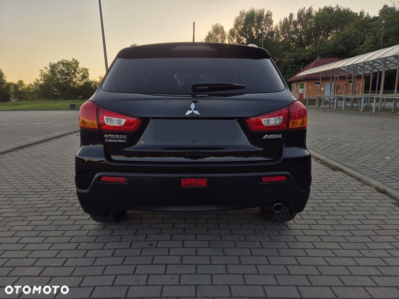 Mitsubishi ASX 1.8 DI-D 2WD Invite - 4