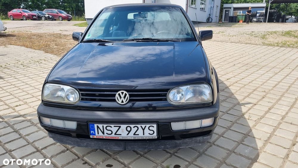 Volkswagen Golf Cabrio 1.8 Avantgarde - 3