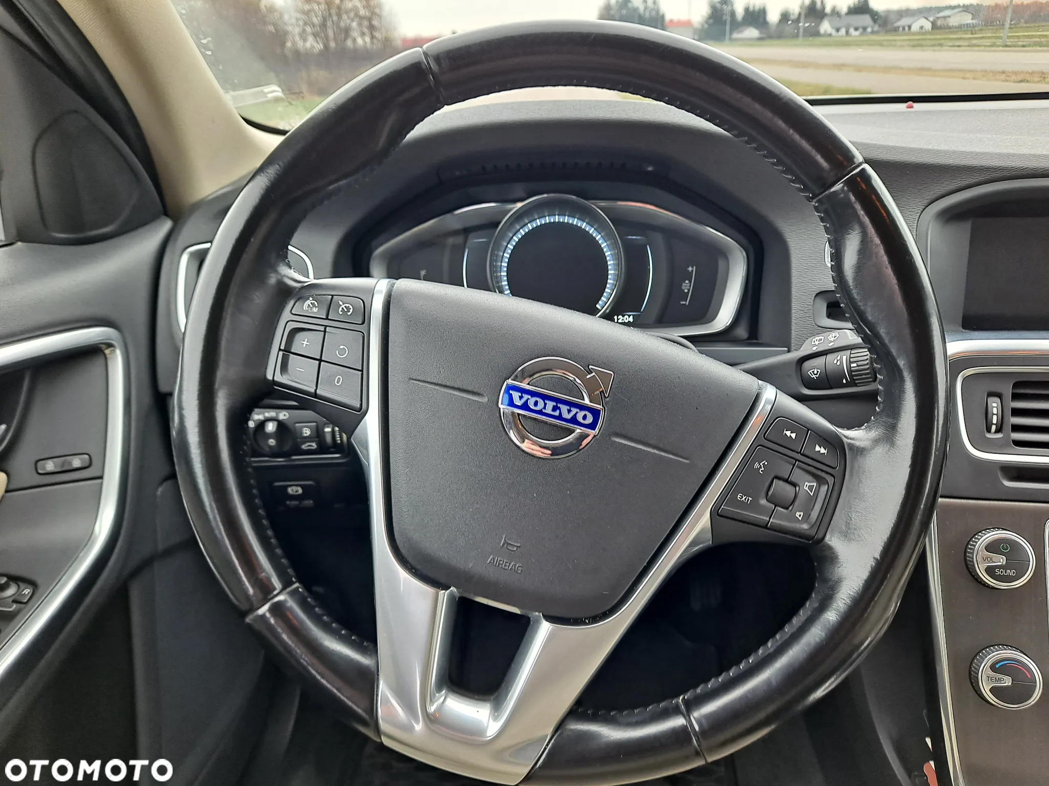 Volvo V60 D4 Summum - 9