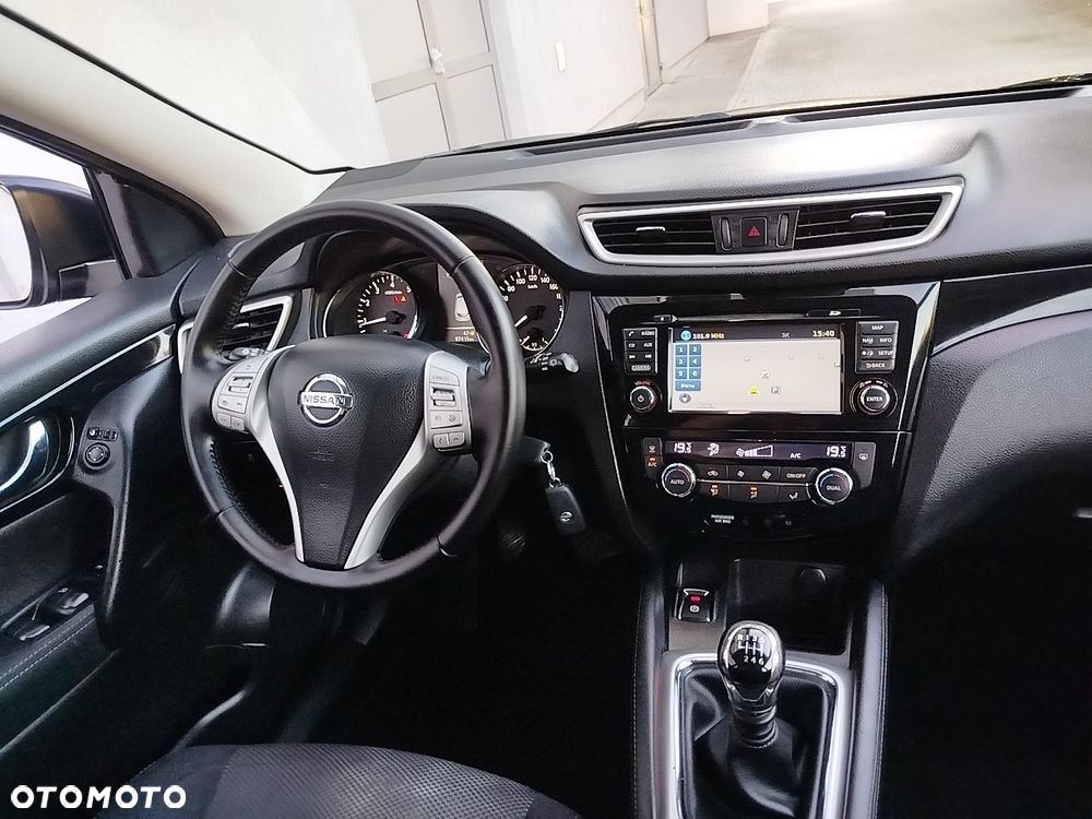 Nissan Qashqai 1.2 DIG-T N-Connecta - 12